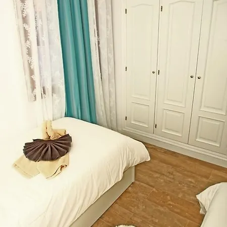 La Guapa 3 Villa *