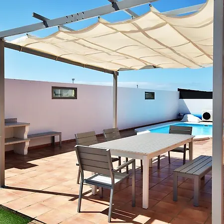 La Guapa 3 Villa